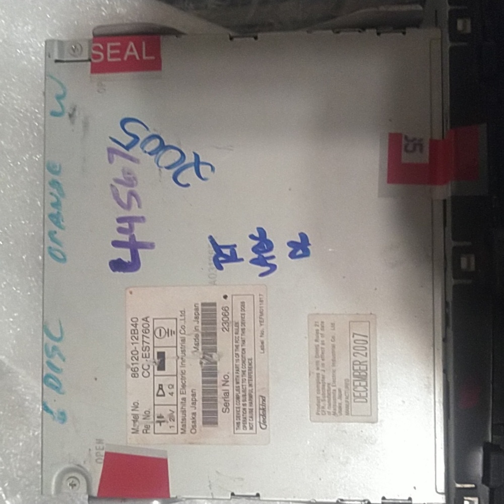 6-disc cd changer/player - Picture 2 of 5